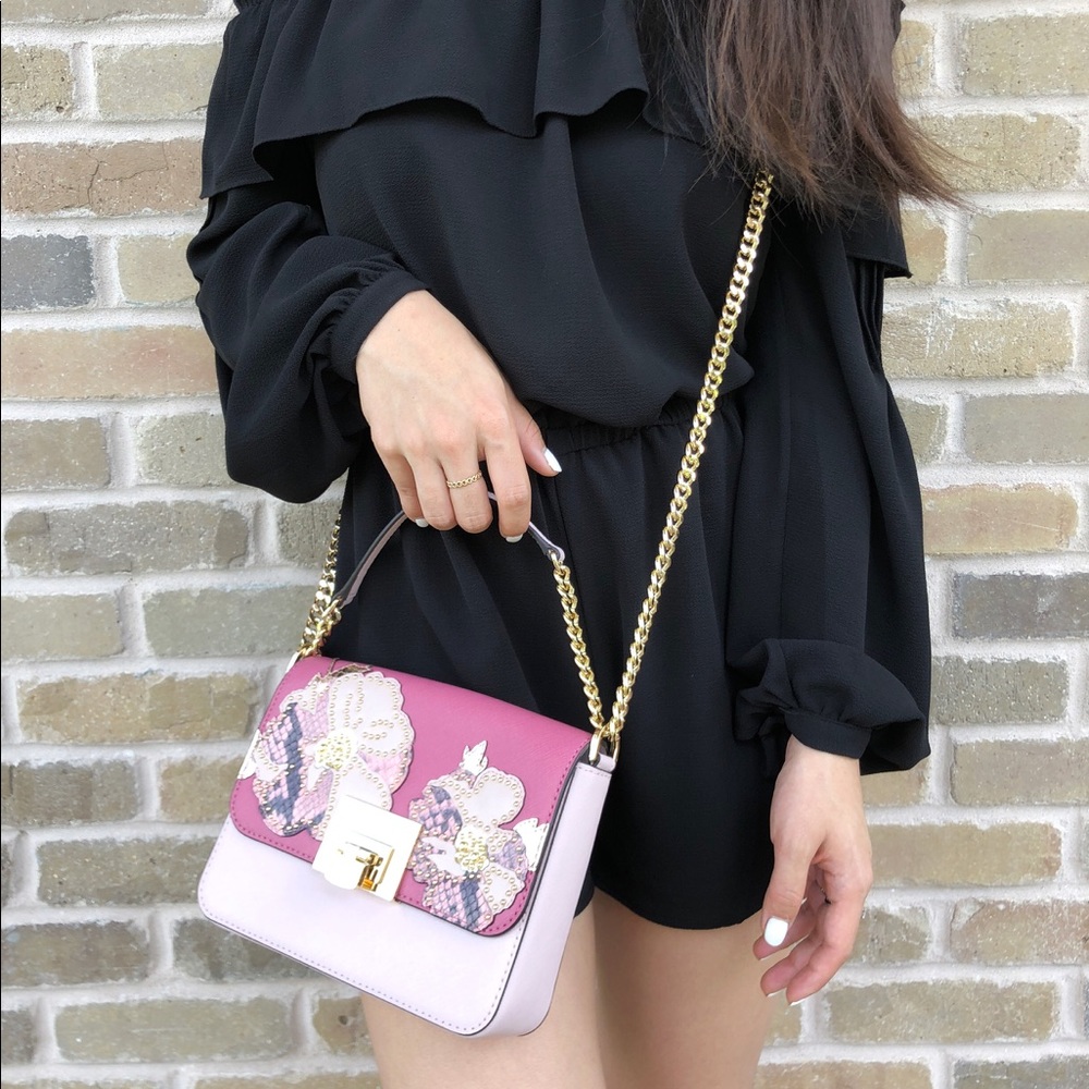 Gaby’sBagsM👜💕-NWT Michael Kors Shoulder Bag Pink - Picture 4 of 8